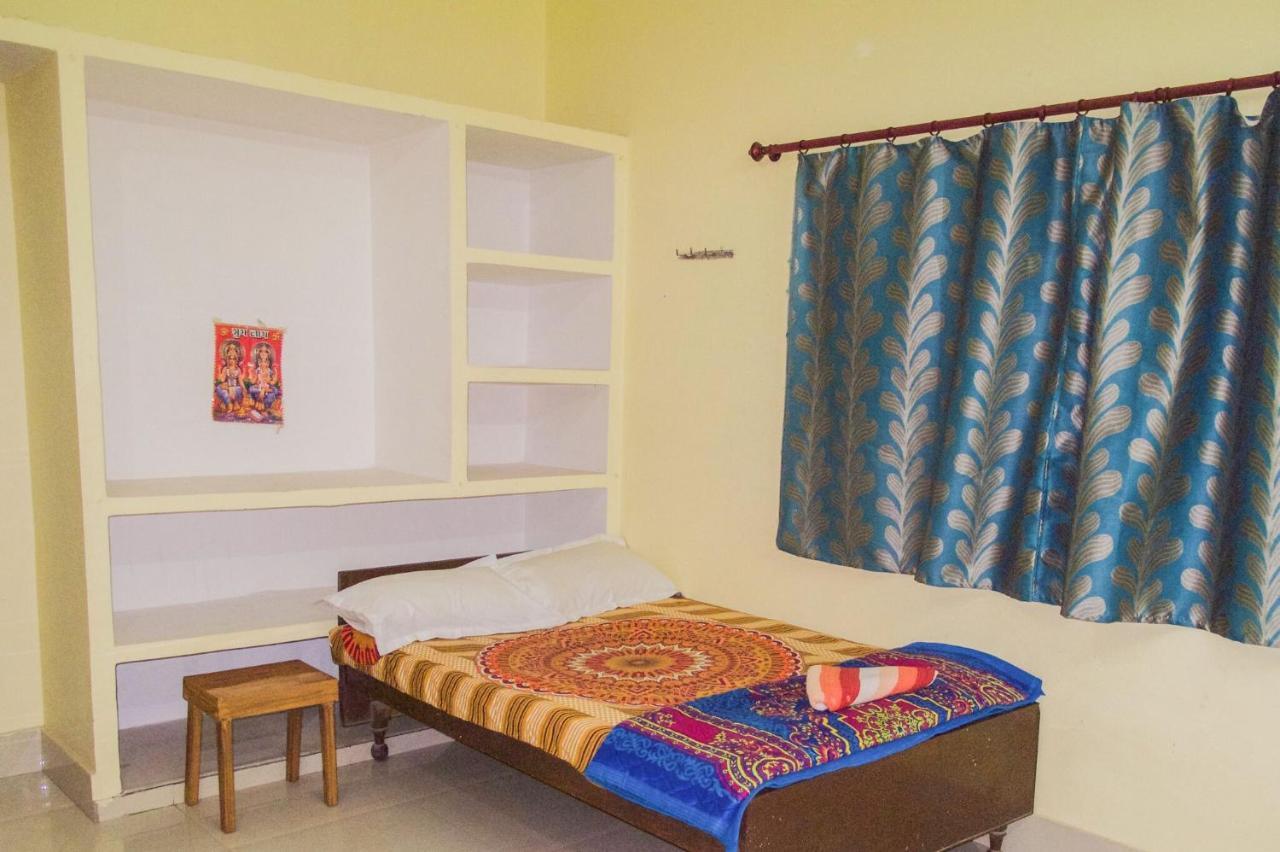 Gangotri Paying Guest House Varanasi Ngoại thất bức ảnh