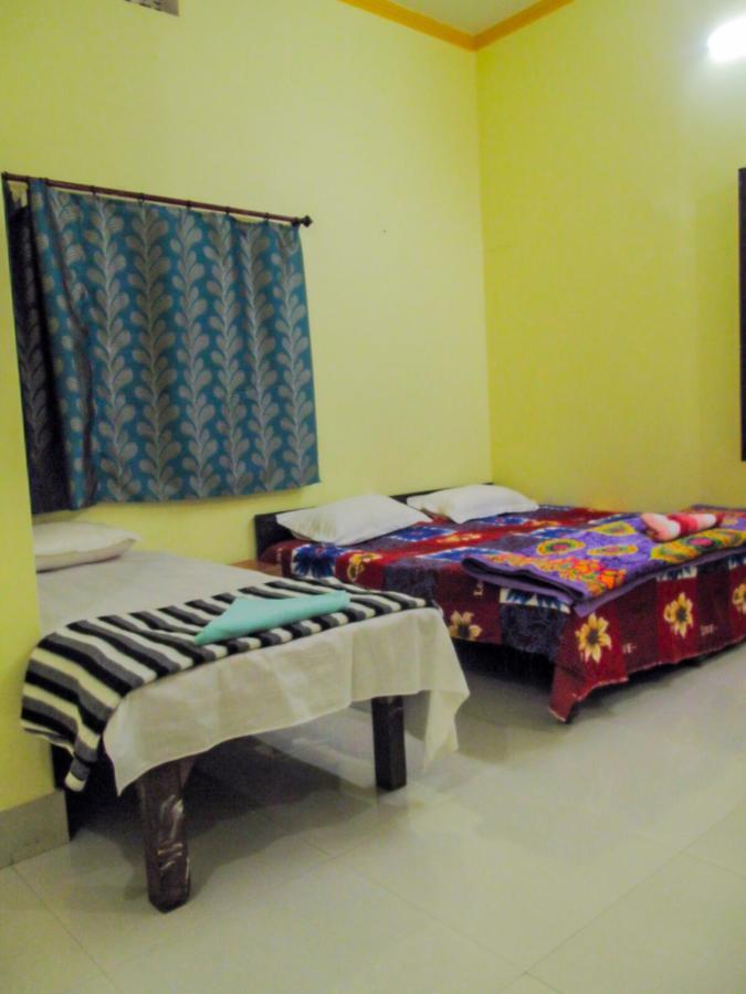 Gangotri Paying Guest House Varanasi Ngoại thất bức ảnh