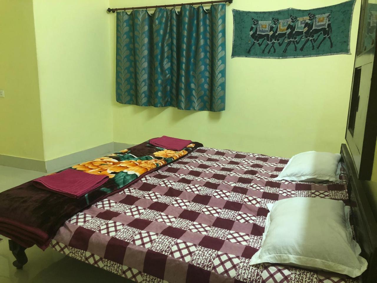 Gangotri Paying Guest House Varanasi Ngoại thất bức ảnh